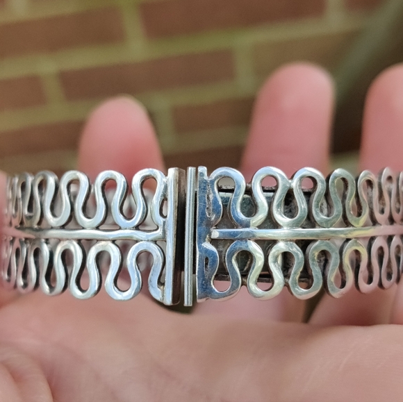 Vintage Sterling Simm Stamped Modernist Bracelet - Picture 6 of 7